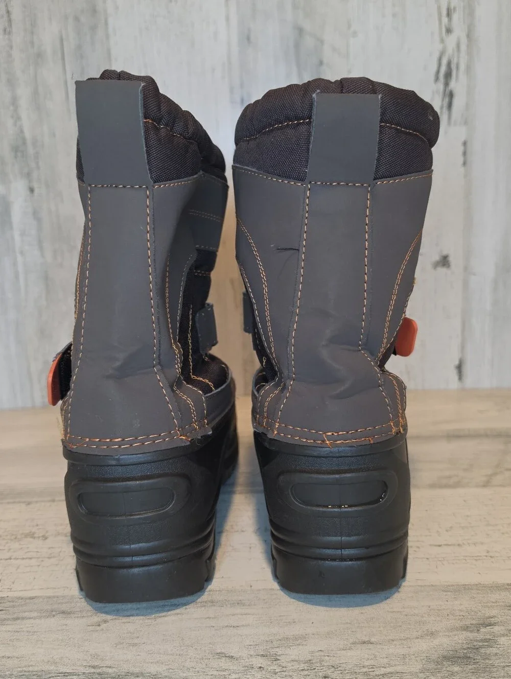 Khombu Brie Big Kids Snow Boots Size 5 Winter Boots Waterproof Insulated Brown